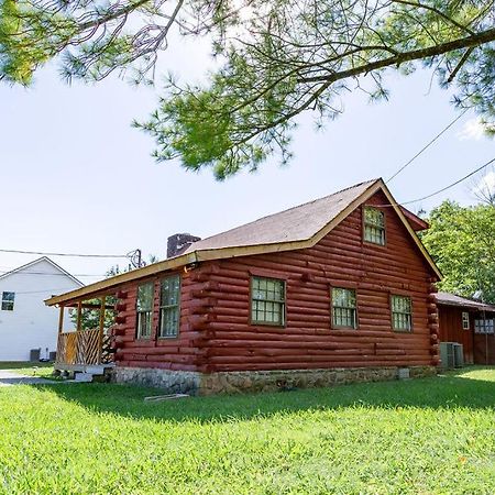 Authentic Log Cabin Mins From Chatts Best Sites Chattanooga Exterior photo