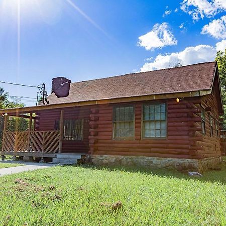 Authentic Log Cabin Mins From Chatts Best Sites Chattanooga Exterior photo