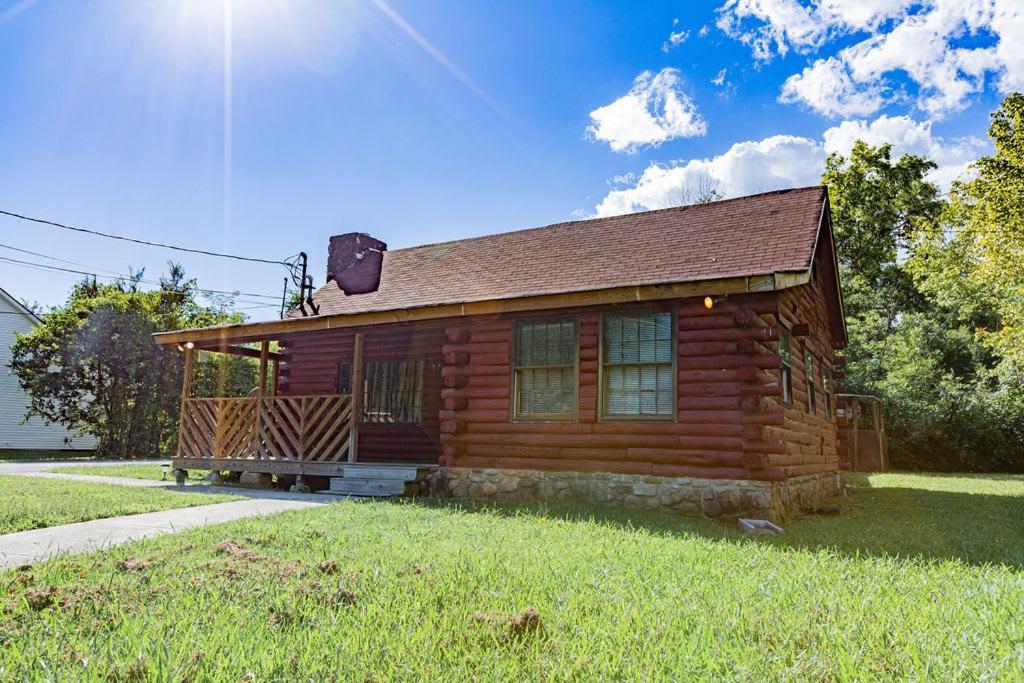 Authentic Log Cabin Mins From Chatts Best Sites Chattanooga Exterior photo